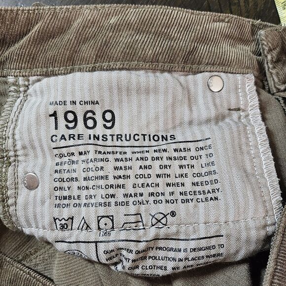 Gap 1969 Real Straight Women’s Brown Corduroy Pants Size 29 Petite - Picture 5 of 6